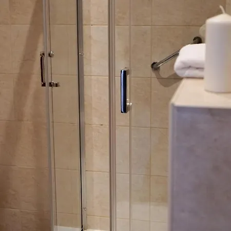 Hotel Srodka Boutique 3*