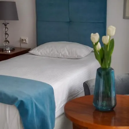 Srodka Boutique 3*