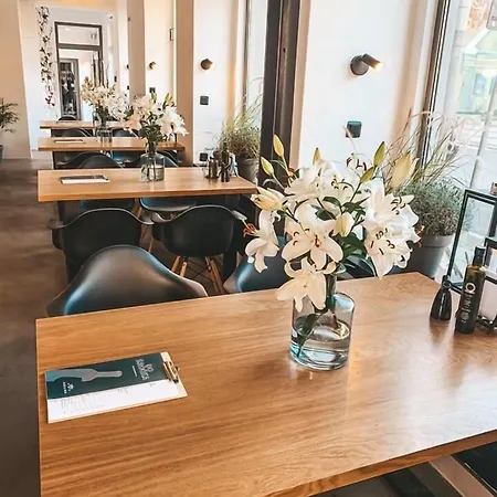 Srodka Boutique מלון 3*