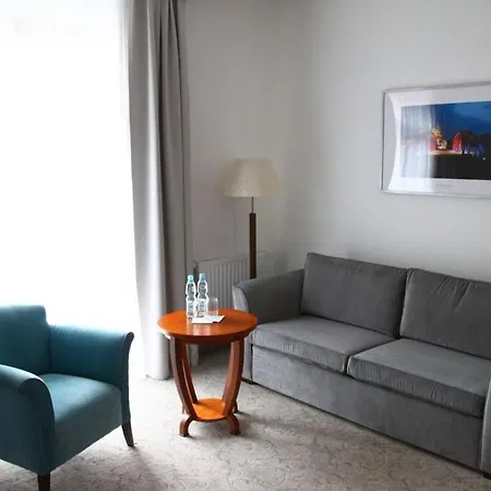 Srodka Boutique Hotel