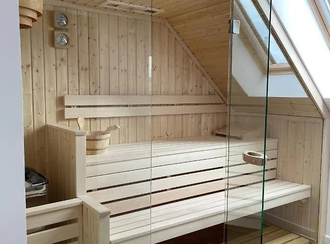 Srodka Boutique Hotel 3*